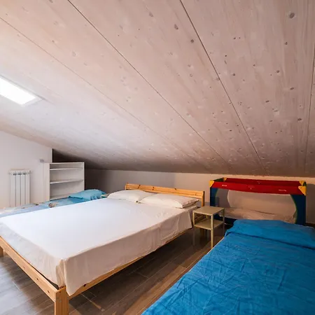 La Casetta Del Porto Apartment *