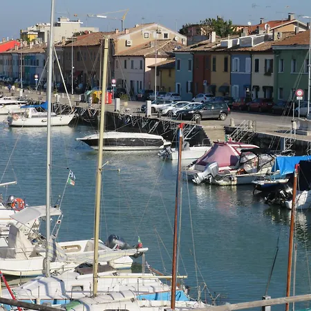 La Casetta Del Porto Apartment Pesaro